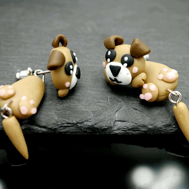 Ein Paar Hunde Ohrringe Stecker aus Fimo